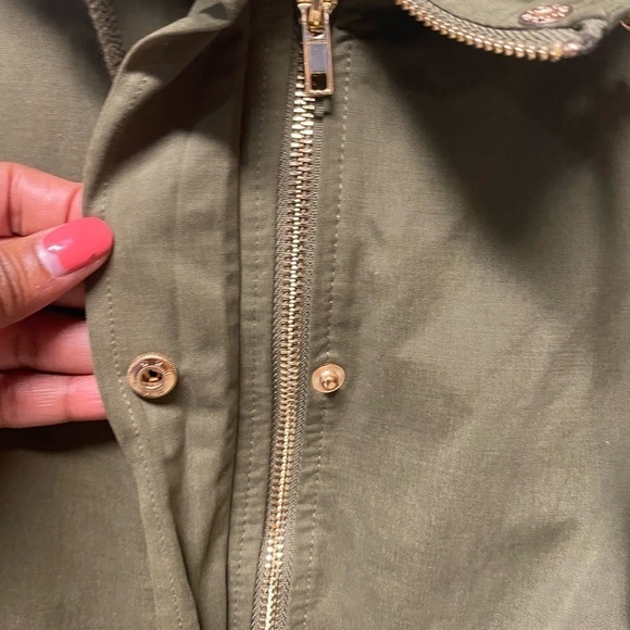 FOREVER 21 womens utility Jacket
Zip Up Hoodie Army green Size Small - Picture 5 of 10